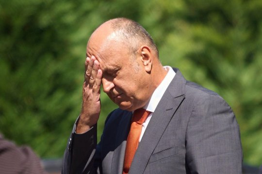 ”Nu te lua după ce zice Șucu, e o minciună totală! Eu am rămas șocat când a venit la Naum, omul era avion, acum e rată între comune”