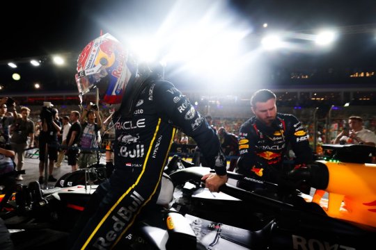 Verstappen rămâne fără sprijin! Lovitură grea încasată de starul de la Red Bull