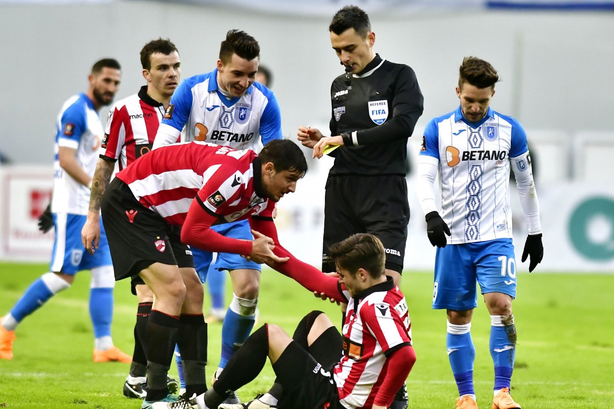 Contract lui Monroy cu Dinamo: 6500 euro pe lună, plus prime la performanțe