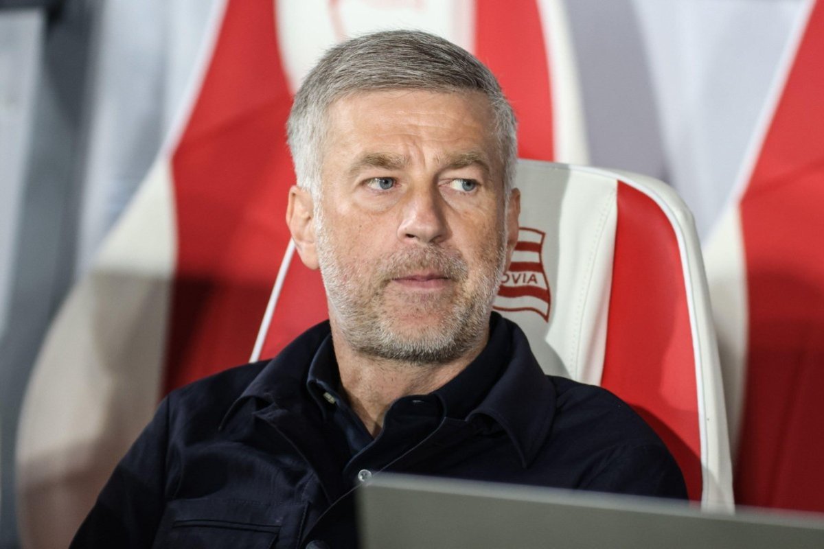 Edi Iordănescu a preluat-o în această vară pe Legia Varșovia
