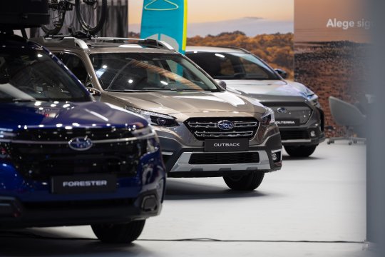 Subaru aduce aventura în oraș. Noua gamă la Salonul Auto București 2025, sub semnul siguranței și al libertății