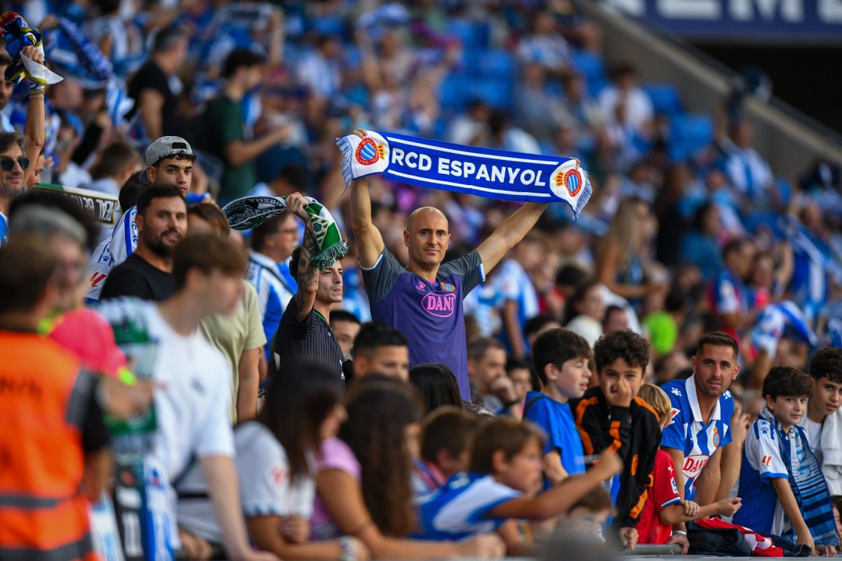 Fanii lui Espanyol speră ca odată cu schimbarea patronatului să nu mai trăiască dezamăgirea retrogradării în Segunda