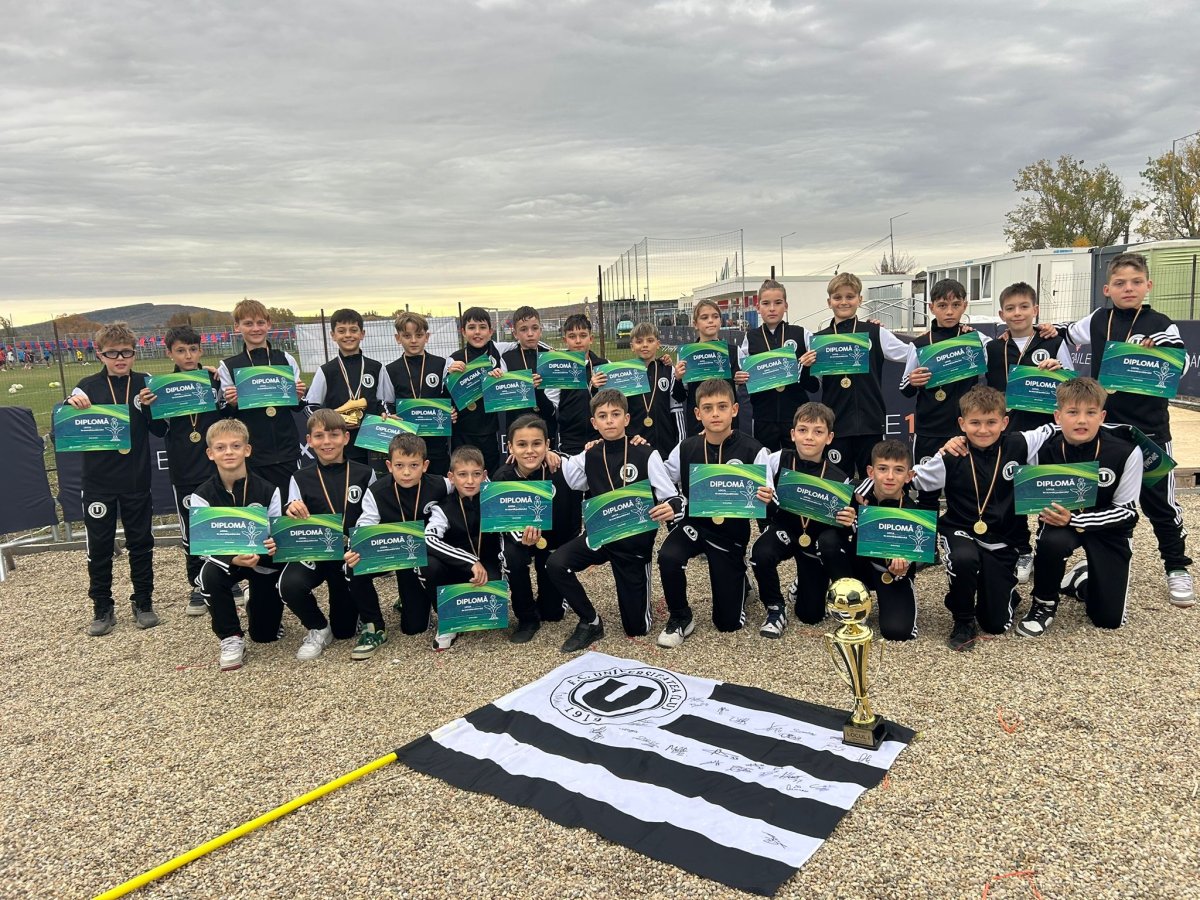 Universitatea Cluj, câștigătoarea turneului la categoria 2014