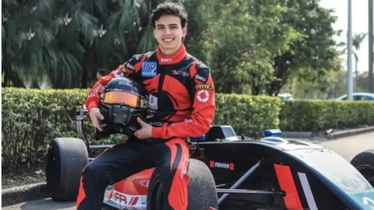 Era considerat urmașul lui Fernando Alonso, însă și-a ruinat viața după ce și-a ucis tatăl! Susține că un ”episod psihotic” a declanșat tragedia