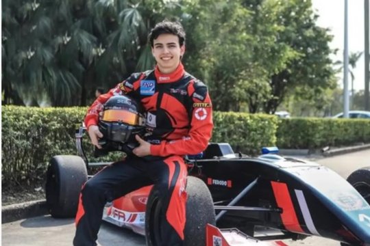 Era considerat urmașul lui Fernando Alonso, însă și-a ruinat viața după ce și-a ucis tatăl! Susține că un ”episod psihotic” a declanșat tragedia