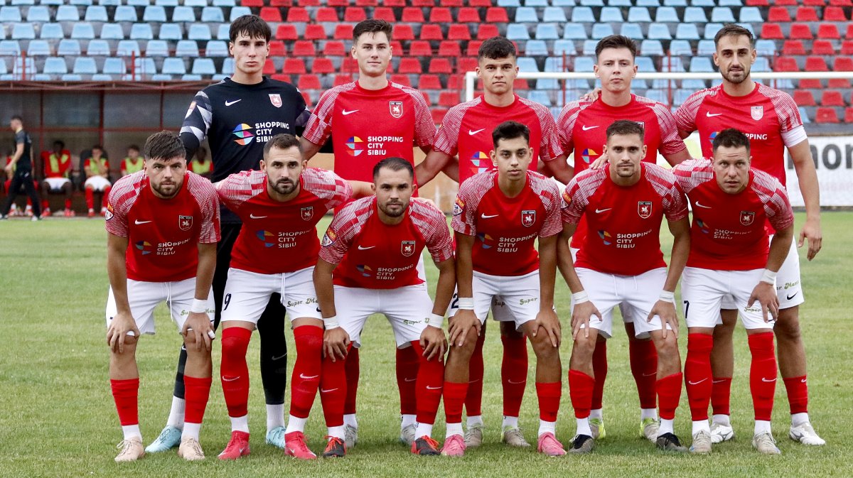 Cei de la Șelimbăr așteaptă victoria, contra Bacăului