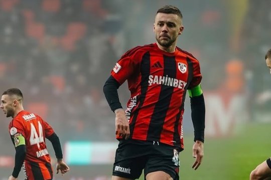 Probleme pentru Alexandru Maxim: s-a accidentat la ultimul meci! Turcii au titrat: ”A fost supus unui RMN”