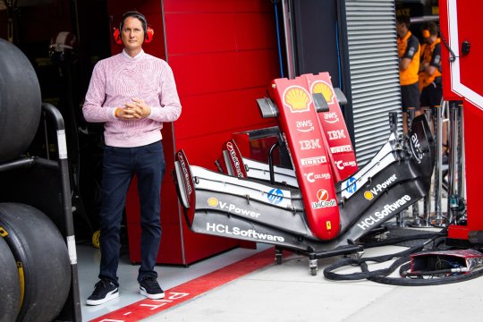 Șeful Ferrari pune paie pe focul mocnit din sânul echipei de Formula 1: ”Ar trebui să vorbească mai puțin și să se concentreze pe pilotaj!”