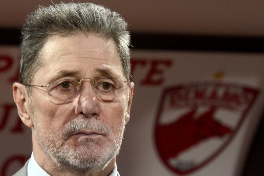 Cornel Dinu, internat în spital la miezul nopții!