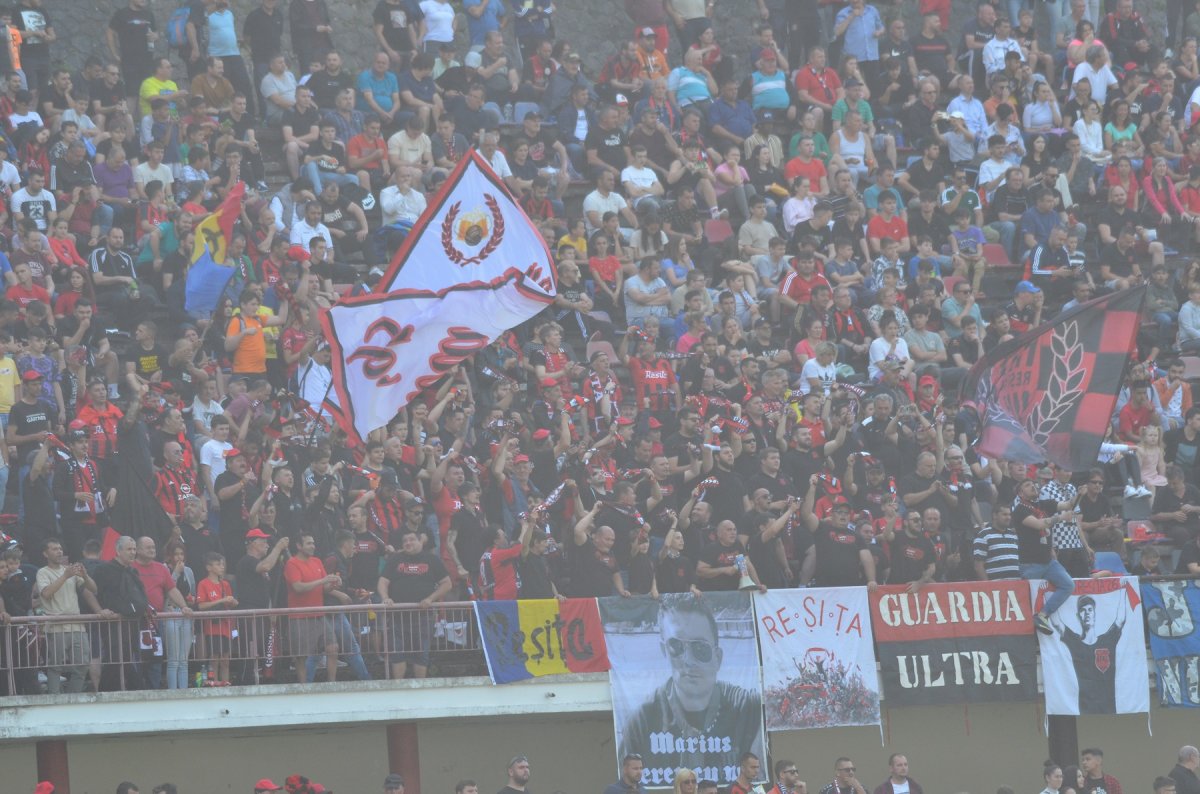 Galeria Reșiței, la meciul de promovare în Liga 2