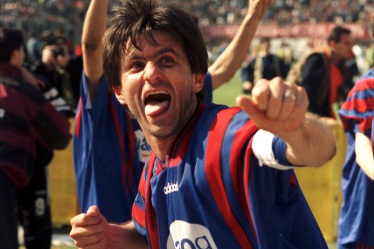 Gloria lui Dinamo l-a elogiat pe Marius Lăcătuș: ”Când vorbea în vestiar, se cutremurau geamurile”