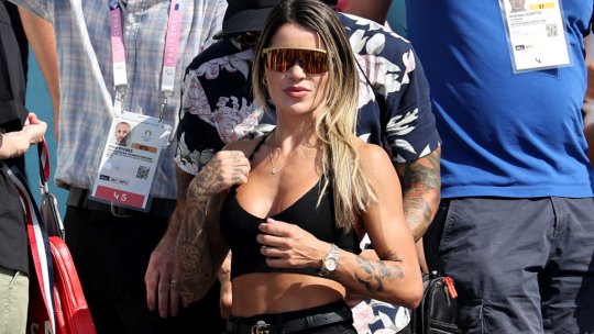 A participat la Jocurile Olimpice și a apărut pe un site pentru adulți: ”Așa sunt cu adevărat”