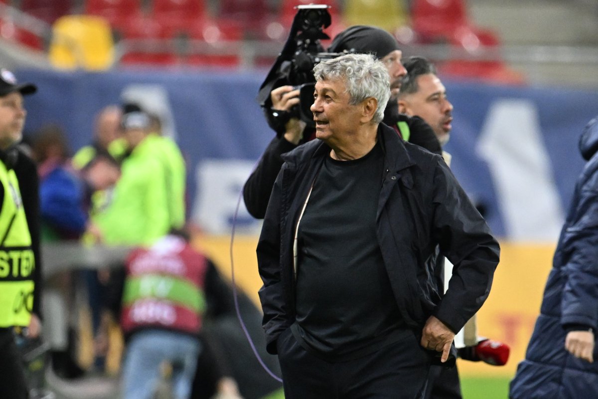 Mircea Lucescu este de un an și trei luni selecționerul tricolorilor