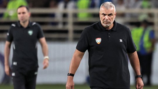 Secretul cu care Olăroiu vrea să ajungă la Mondial cu naționala Emiratelor. Toți ochii sunt acum pe echipa antrenorului român