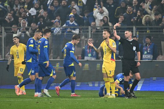 Mircea Lucescu, despre un fotbalist care a jucat contra Bosniei: ”N-am avut nicio discuție cu el. Nici nu l-am mai văzut”