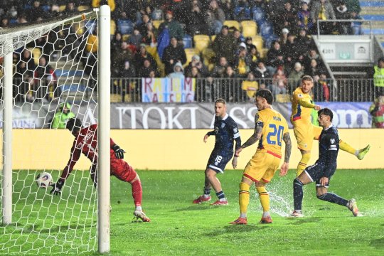 România - San Marino 4-1, ACUM, pe iAMsport.ro. Oaspeții și-au dat din nou autogol!