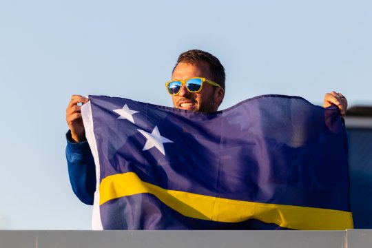 Selecționerul a plecat înaintea meciului decisiv pentru Mondial! A lăsat baltă naționala fără niciun jucător născut pe teritoriul ei