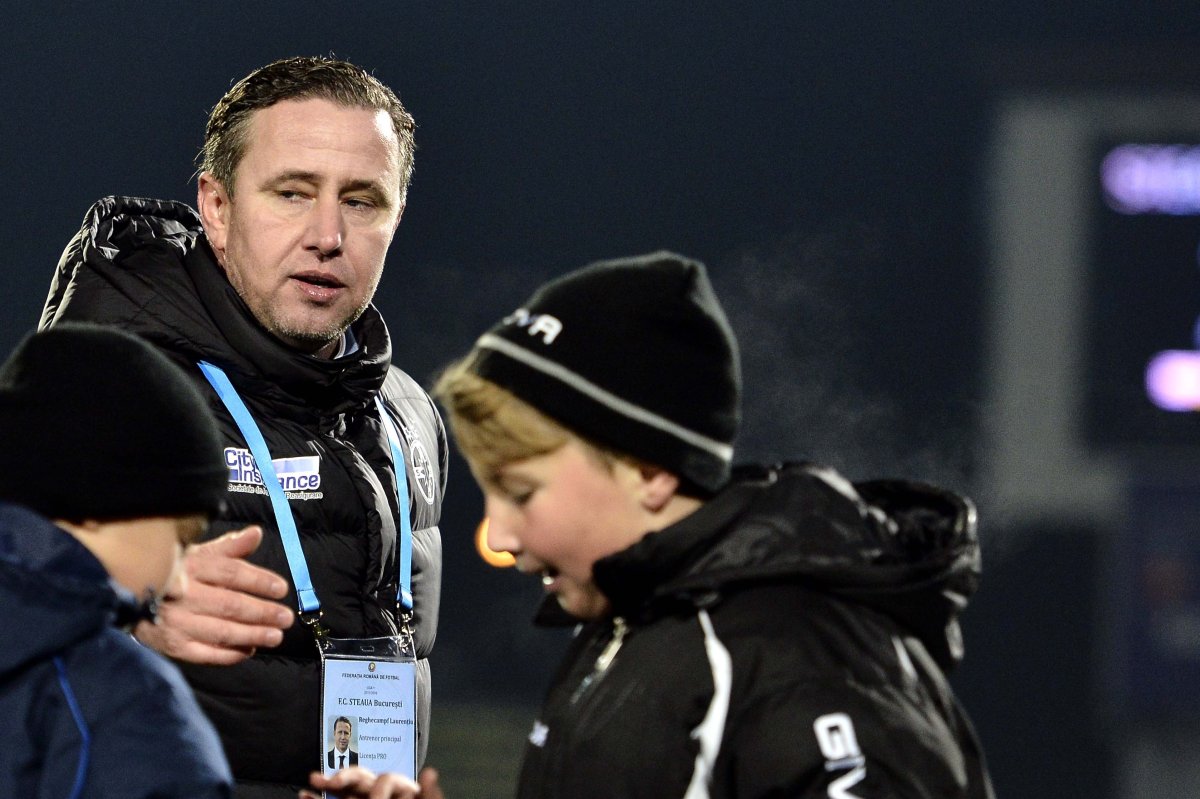 Laurențiu Reghecampf o antrenează în prezent pe Al-Hilal