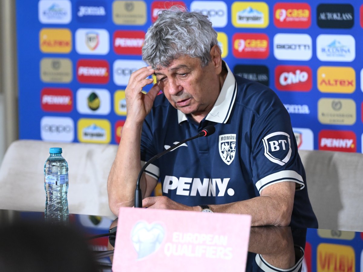 Cele două cuvinte rostite de Gică Hagi după ce a fost întrebat dacă Mircea Lucescu va sta pe banca României la baraj