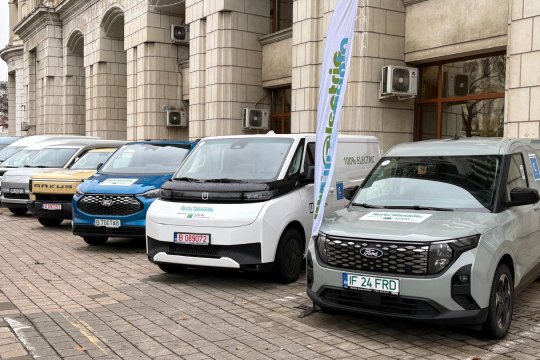 Ford Transit Courier, Ford Transit Custom și Renault Master au primit titlul Best Electric Van 2025 în România