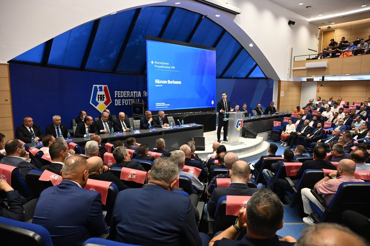 A fost adoptată modificarea la Legea Sportului care va afecta și fotbalul. Amenzi de până la un milion de lei