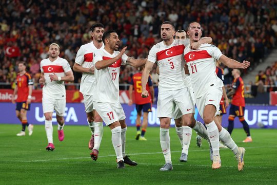 Adrian Mutu surprinde: ”Turcii nu au așa staruri. Nu avem de ce să ne fie frică” / ”Trebuie să jucăm ca pe vremea lui Pițurcă”