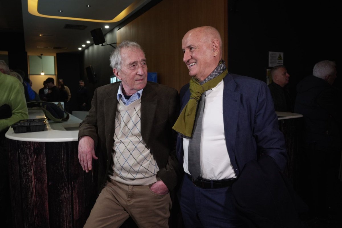 Invitat la lansarea în București a documentarului lui Ladislau Boloni, Valentin Ceaușescu s-a întreținut cu George Copos