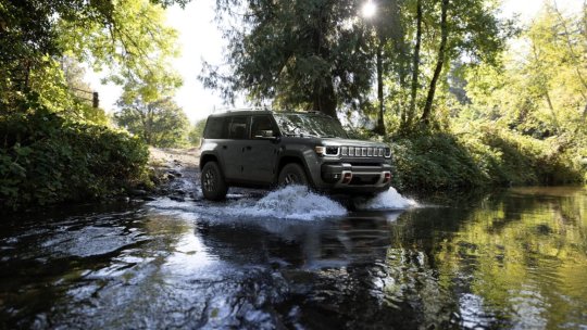 Jeep lansează un nou off-roader electric, Recon