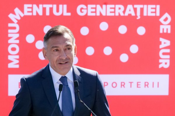 Ilie Dumitrescu, implicat într-un scandal monstru: ”S-au luat la bătaie și au rupt o ușă!”