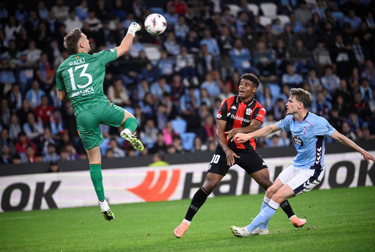 Ionuț Radu, în meciul Celta Vigo - Nice (2-1), din octombrie 2025
