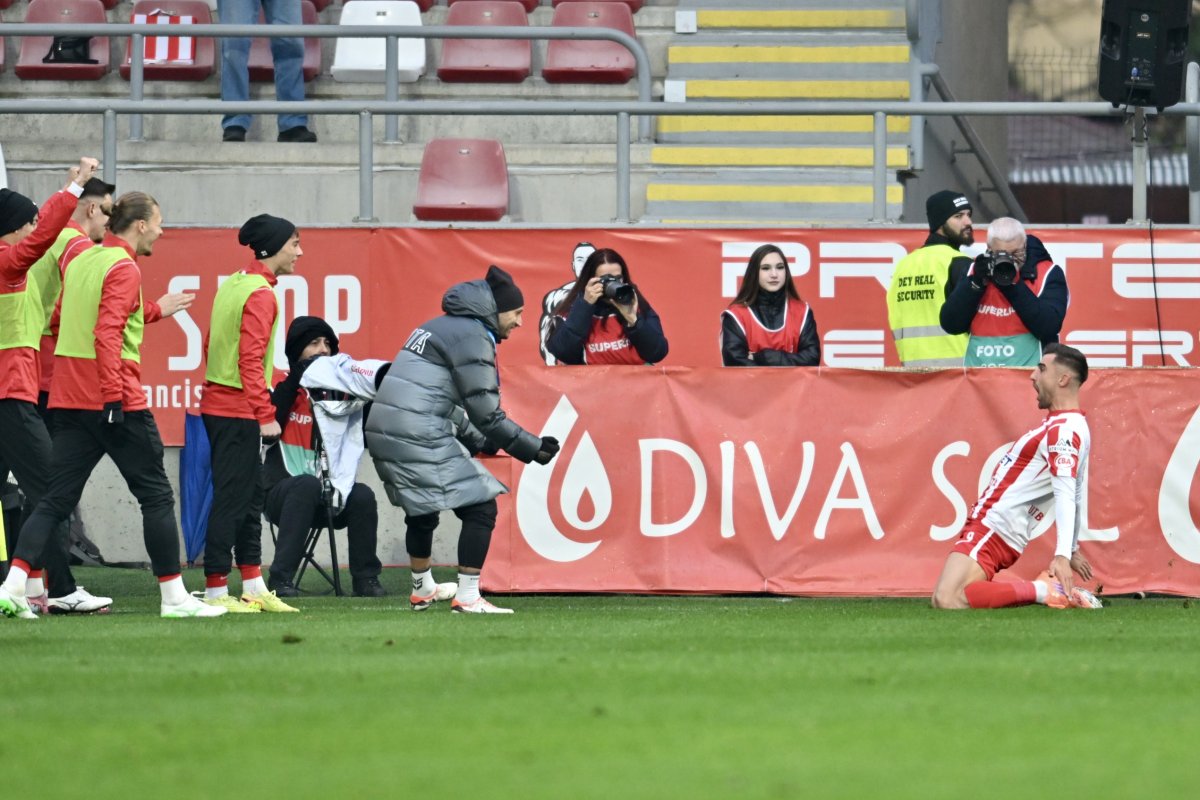 Bucuria lui Marius Coman, după ce a marcat în poarta lui U Cluj