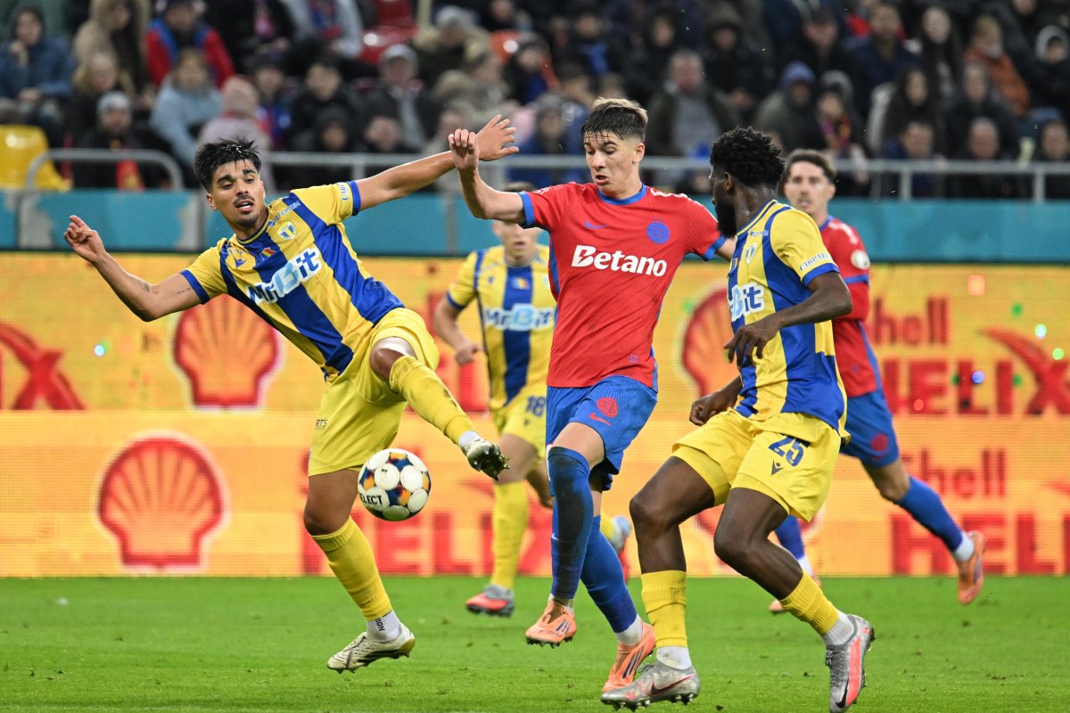 Alex Stoian a fost adus la FCSB de la Farul Constanța