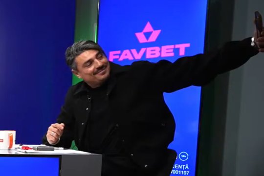 Tehnicianul din SuperLiga i-a scris chiar în timpul emisiunii! Ce i-a propus: ”E top! Și ca om, și ca antrenor”