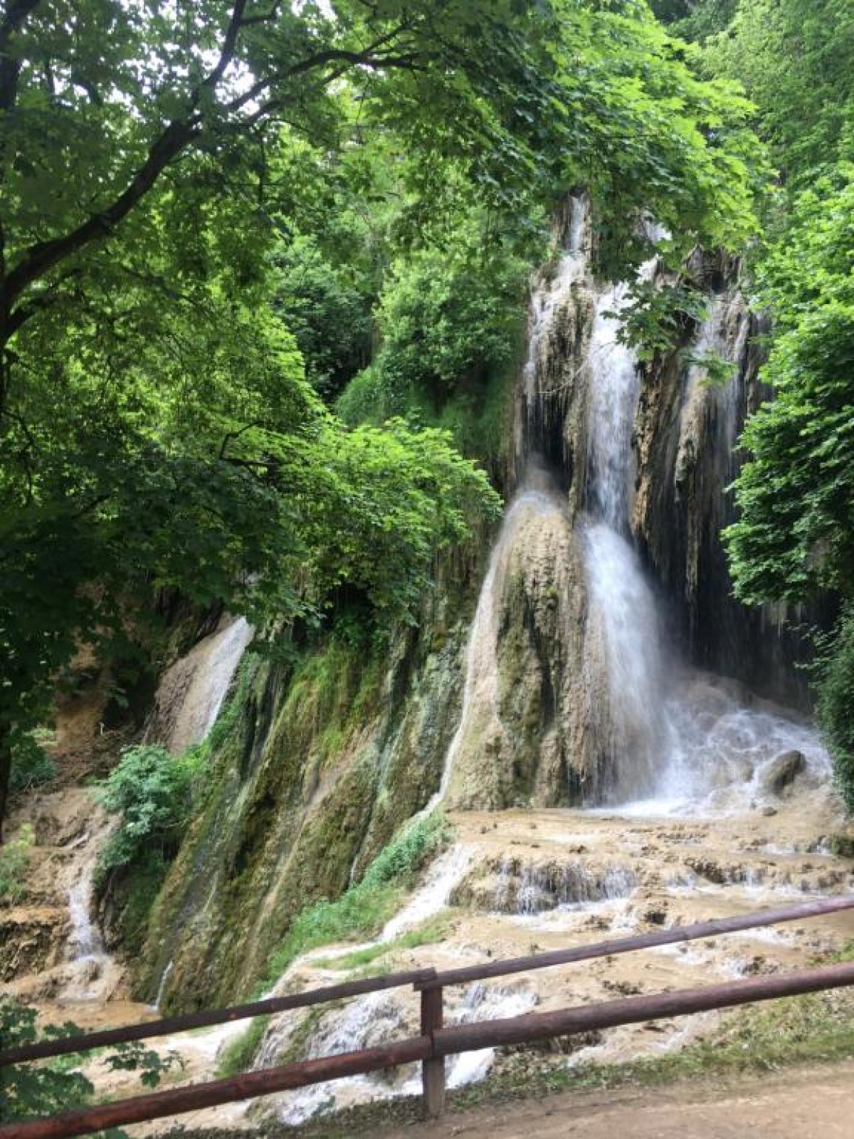 Cascada Clocota din Geoagiu-Băi