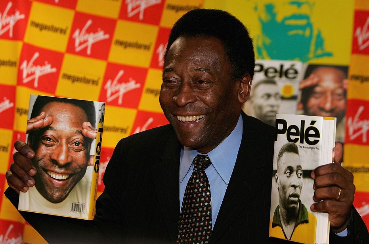 Pele, o legendă inegalabilă în Brazilia