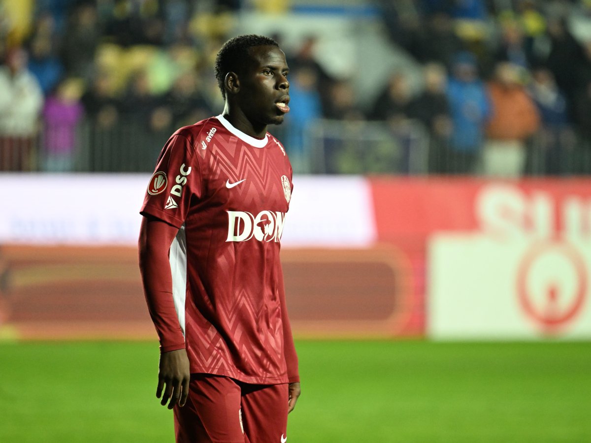 Kurt Zouma, 31 de ani, a jucat 11 meciuri în naționala de seniori a Franței, dar accidentările i-au ruinat devreme cariera