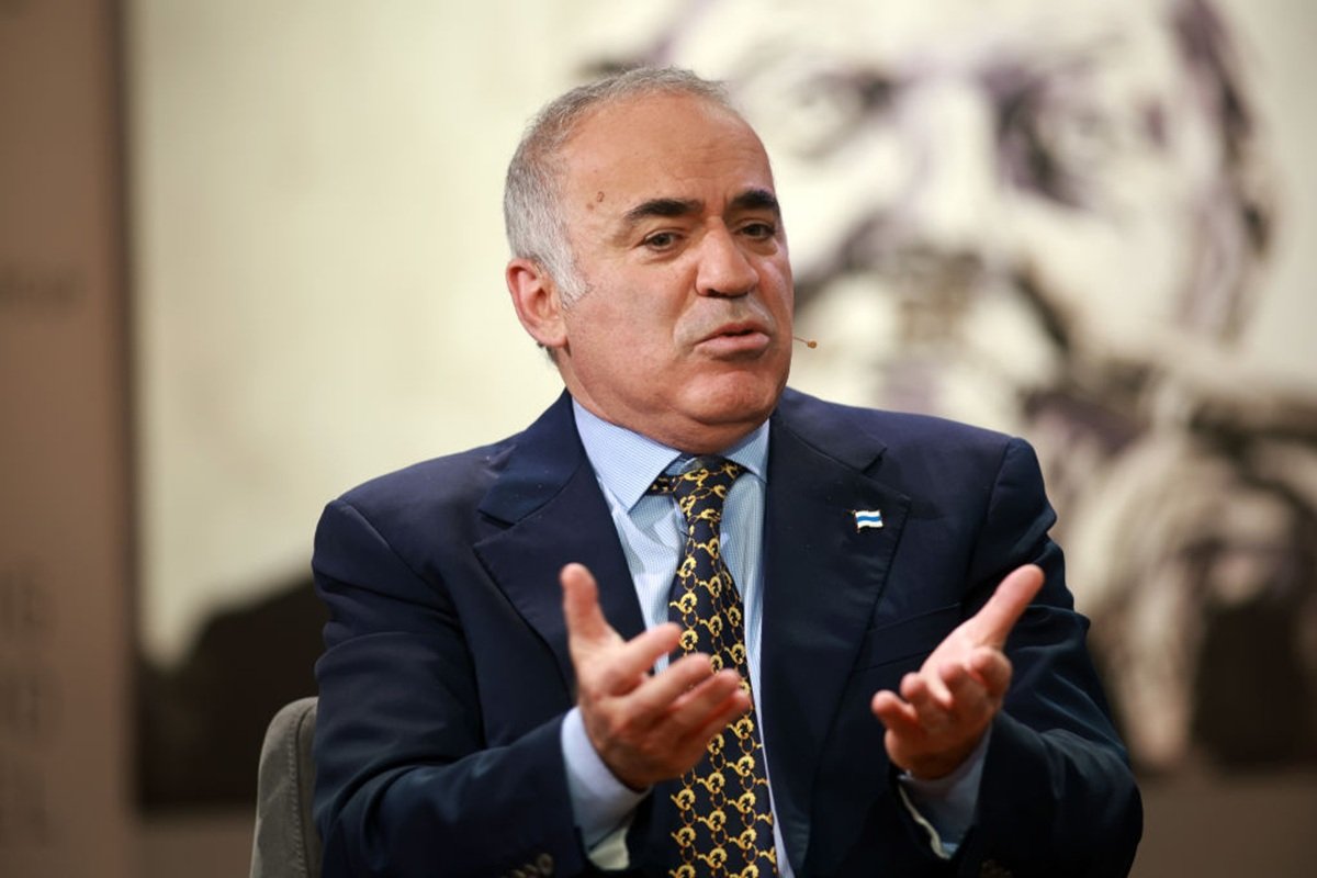 Kasparov a fost invitat la Forumul Internațional de Securitate din Halifax