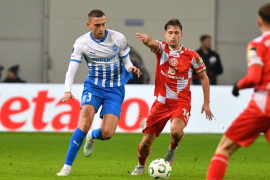 Universitatea Craiova - Mainz 0-0, ACUM, pe iAMsport.ro. Schimbare în poarta nemților!