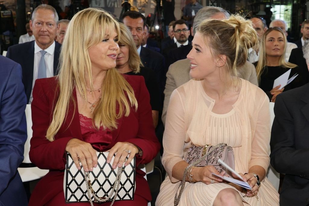 Soția Corinna și fiica, Gina, prezente la un eveniment în care Michael Schumacher a primit un premiu pentur întreaga sa activitate dedicată Formulei 1