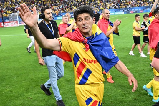 Nu l-au uitat! Cum a fost întâmpinat Miodrag Belodedici la stadionul Stelei Roșii Belgrad