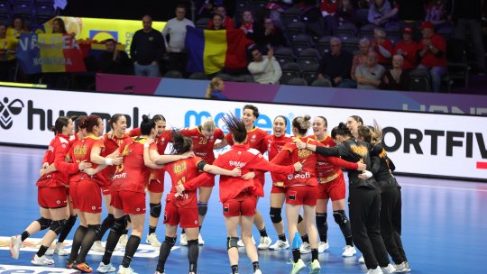 Tricolorele au fost aproape să nu ajungă la meciul cu Croația: ”M-am panicat! Instinctul meu a fost să o luăm în alergare”