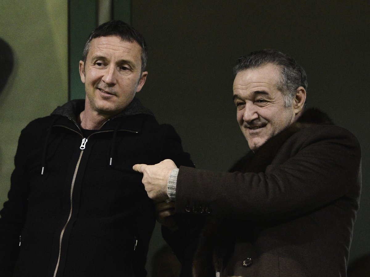 Dosarul Transferurilor vizează implicarea în tranzacții ilegale la transferurile unor fotbaliști români în străinătate, care au produs prejudicii de aproape 1,5 milioane de dolari statului și peste 10 milioane de dolari cluburilor de fotbal.