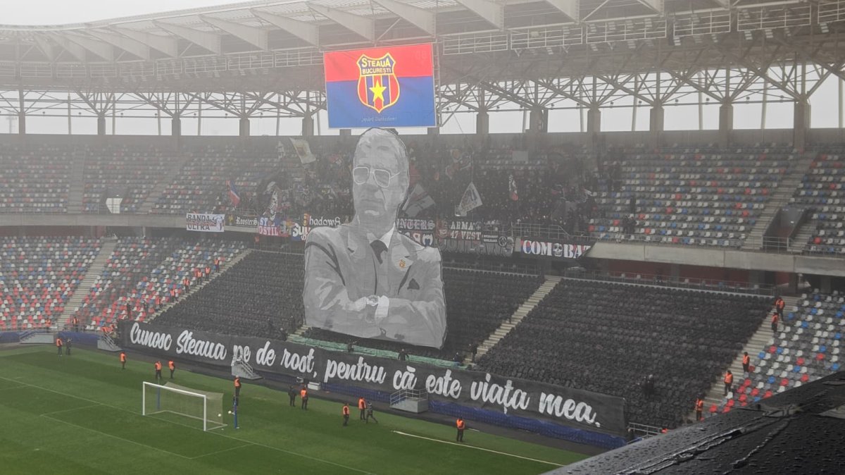 Peluza Sud nu l-a uitat pe Emeric Ienei. Scenografie impresionantă în Ghencea