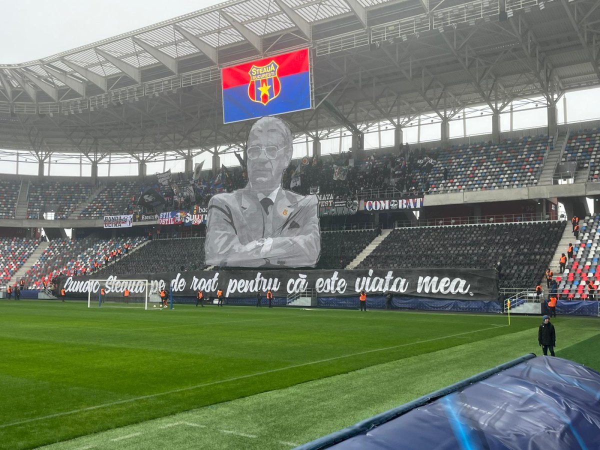 Peluza Sud nu l-a uitat pe Emeric Ienei. Scenografie impresionantă în Ghencea