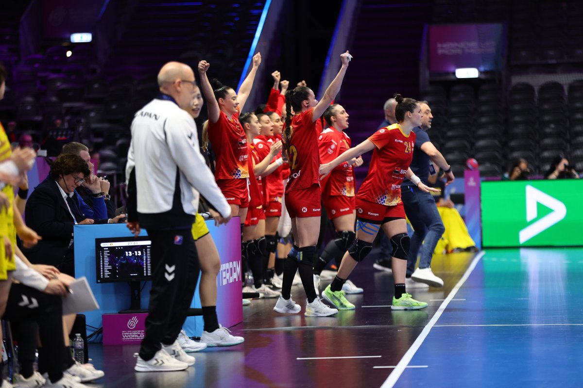 România câștigase mai clar în fața Croației joi, 33-24