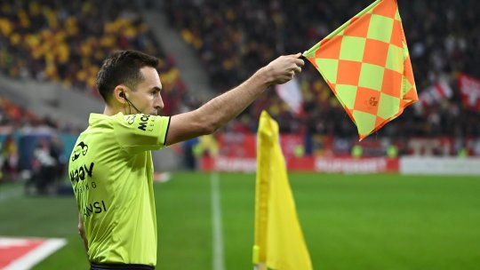 Meciul Dinamo - Oțelul a început cu o întârziere de 15 minute! Care a fost motivul