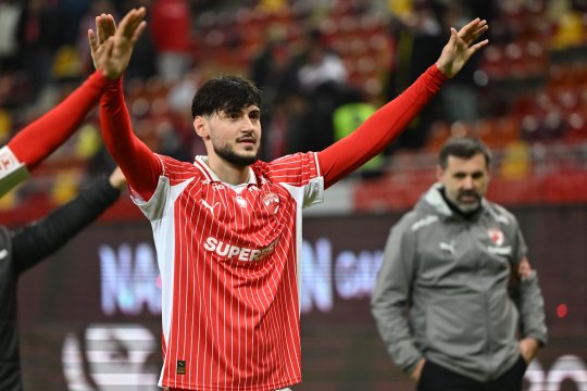 Mazilu a debutat pentru Dinamo în finalul meciului cu Oțelul: ”Trebuia să vină și acest moment”. După cât timp a revenit pe gazon atacantul roș-albilor