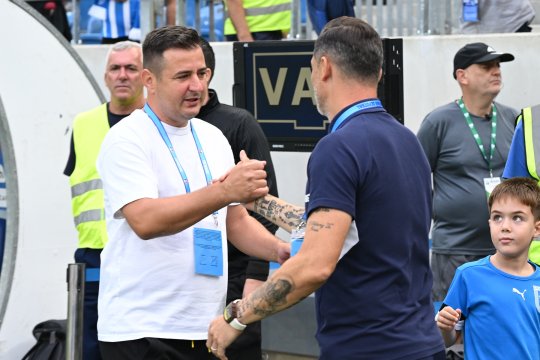 E convins că încă un finanțator din SuperLiga ”se bagă” peste antrenor: ”Bineînțeles că o face! Așa au fost obișnuiți, exact ca Gigi”