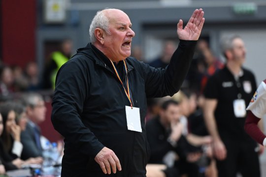 Acuzații grave la adresa lui Gheorghe Tadici. Antrenorul a răbufnit: ”Doar nu o să mă cenzurez eu în fața lor!”