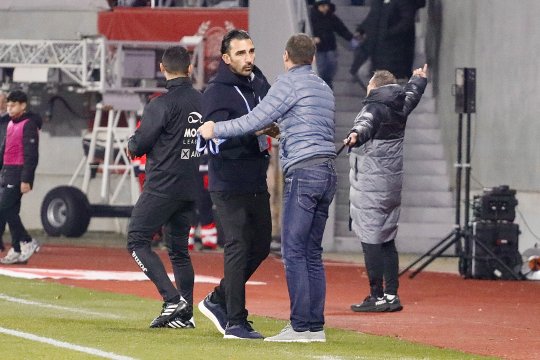 Antrenorul din SuperLigă, la un pas de o despărțire dureroasă de echipa pe care o pregătește : "Sunt lucruri pe care nu le înțelegi"
